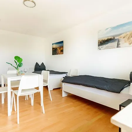 With Balcony In Apartman Linden