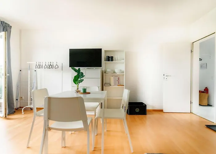 With Balcony In * Linden (Hessen)