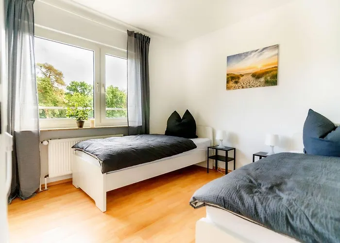 With Balcony In Linden (Hessen)